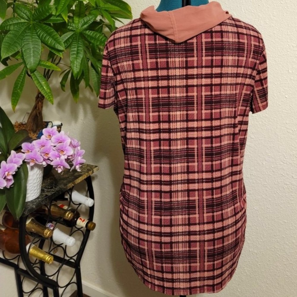 Elle plaid women's XL top and scarf, 2 pc. set. maroon/pink. - Picture 5 of 7